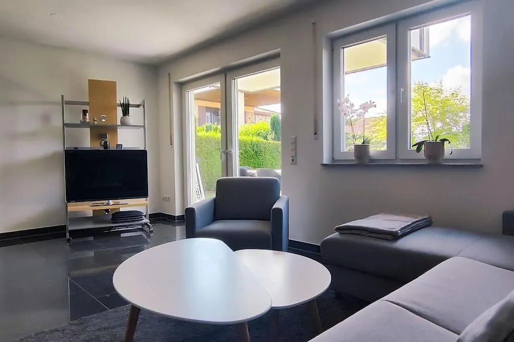 Apartment Ferienwohnung In Ruhiger Lage, 2 Zimmer, 64 Qm Guenzburg