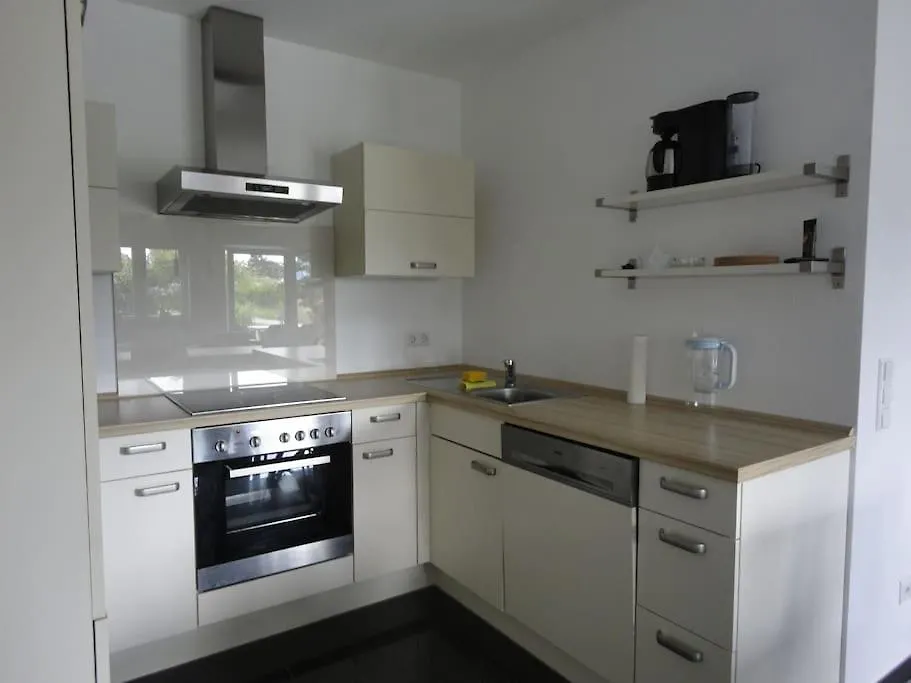 Ferienwohnung In Ruhiger Lage, 2 Zimmer, 64 Qm Guenzburg 0*,