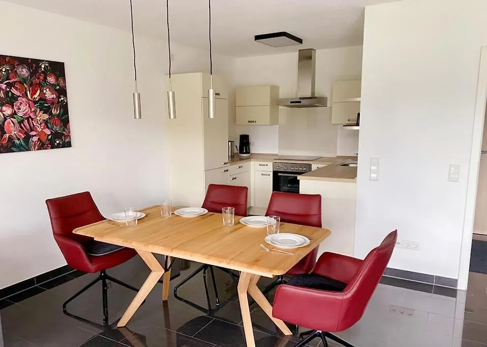 Ferienwohnung In Ruhiger Lage, 2 Zimmer, 64 Qm Guenzburg Apartment