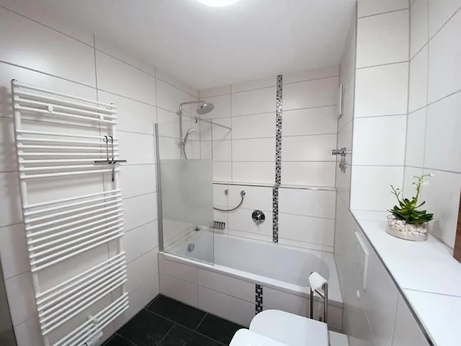 Apartment Ferienwohnung In Ruhiger Lage, 2 Zimmer, 64 Qm Guenzburg